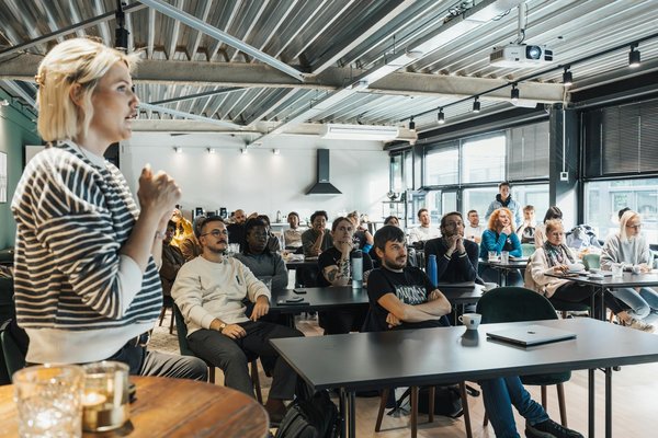 Avocat droit du travail à Versailles : il assure la mise en place d'un cse dans une entreprise